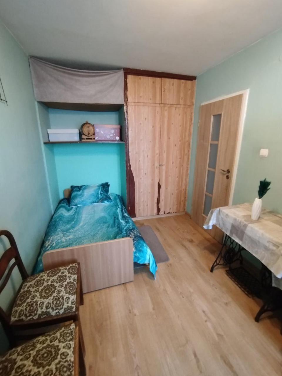 Na Ulicy Torunska 78 Kwatera prywatna Warszawa